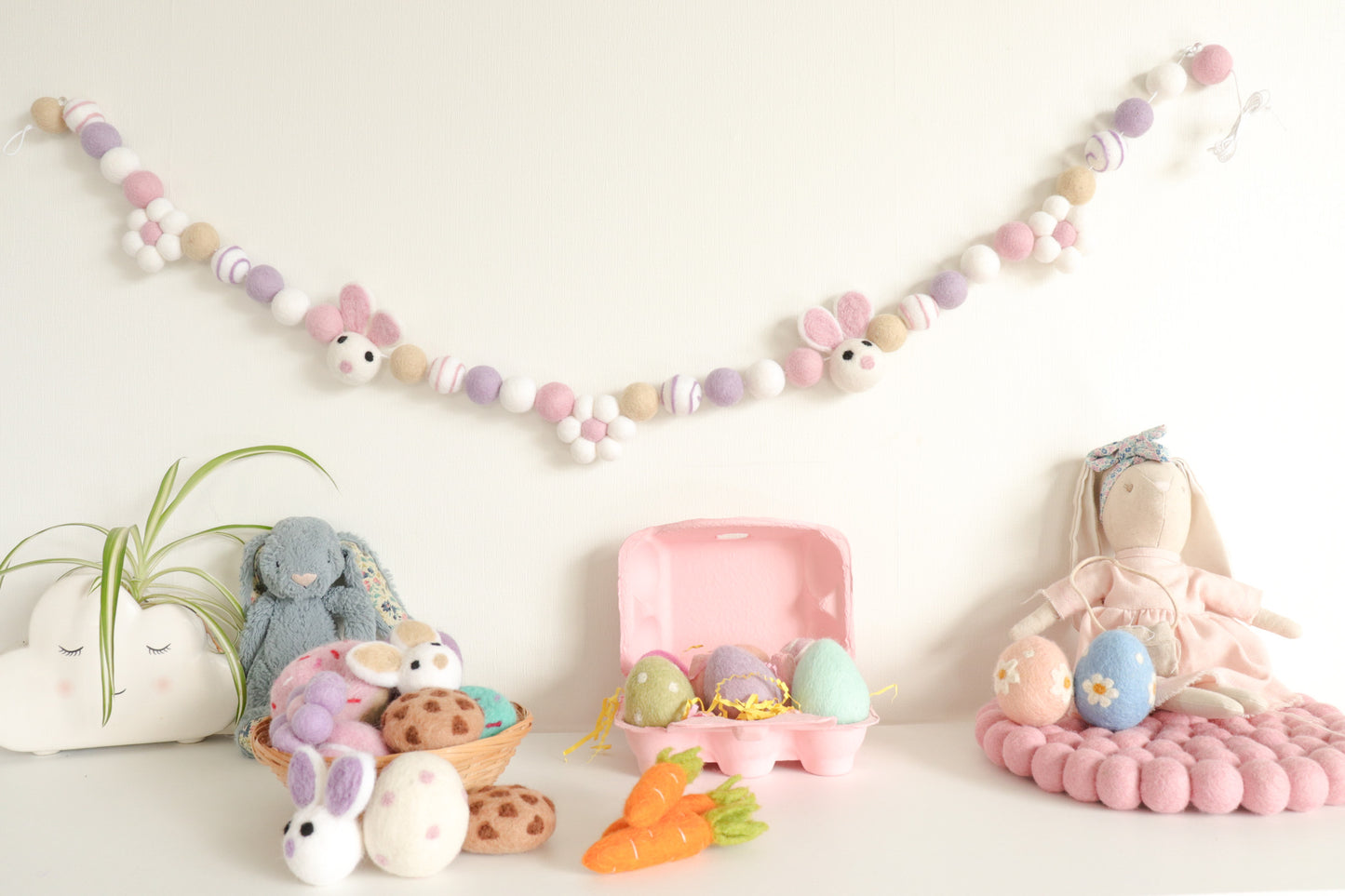 Easter Bunny & Daisy Garland
