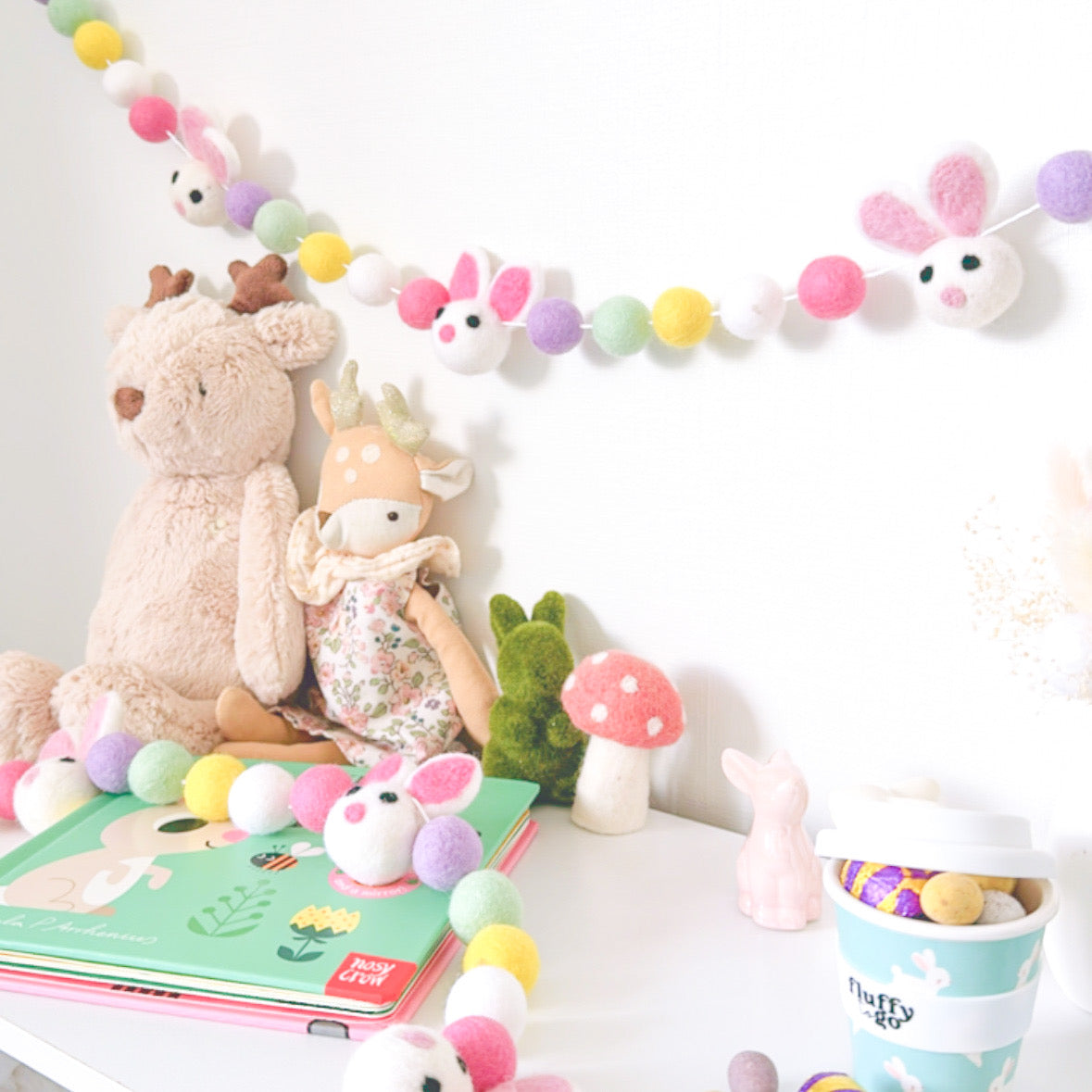 FUN EASTER BUNNY GARLAND