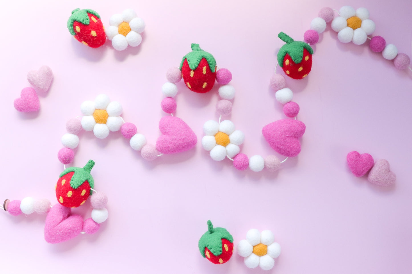 Heart, Daisy & Strawberry Garland
