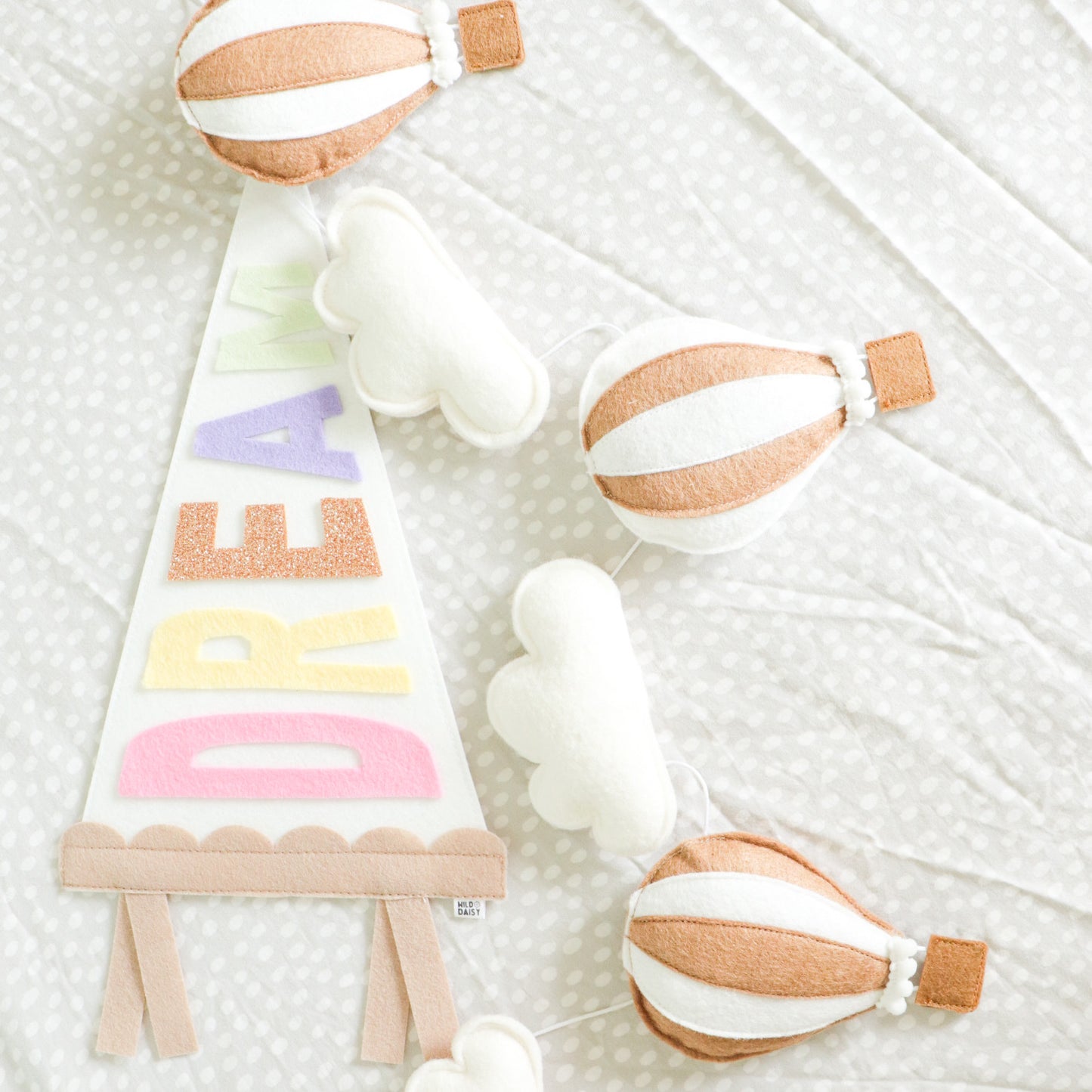 HOT AIR BALLOON GARLAND