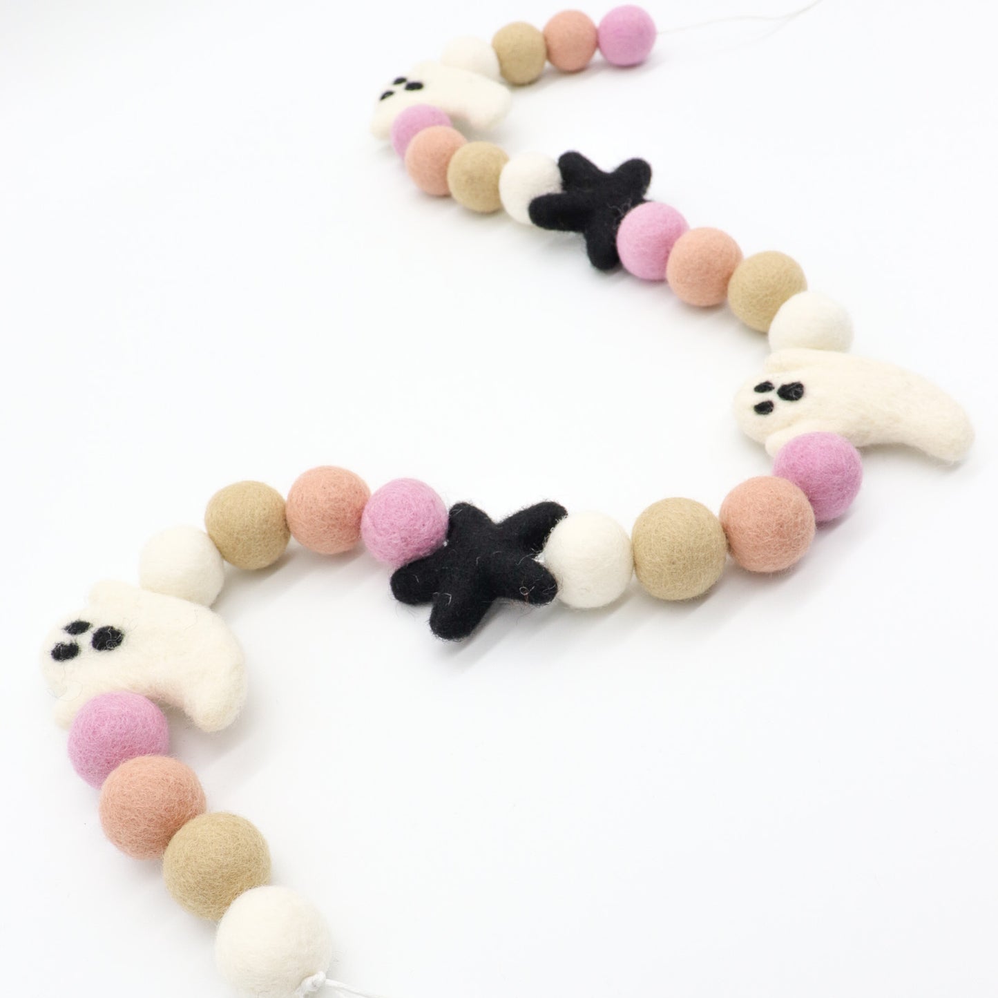 Pretty Ghost & Stars Garland