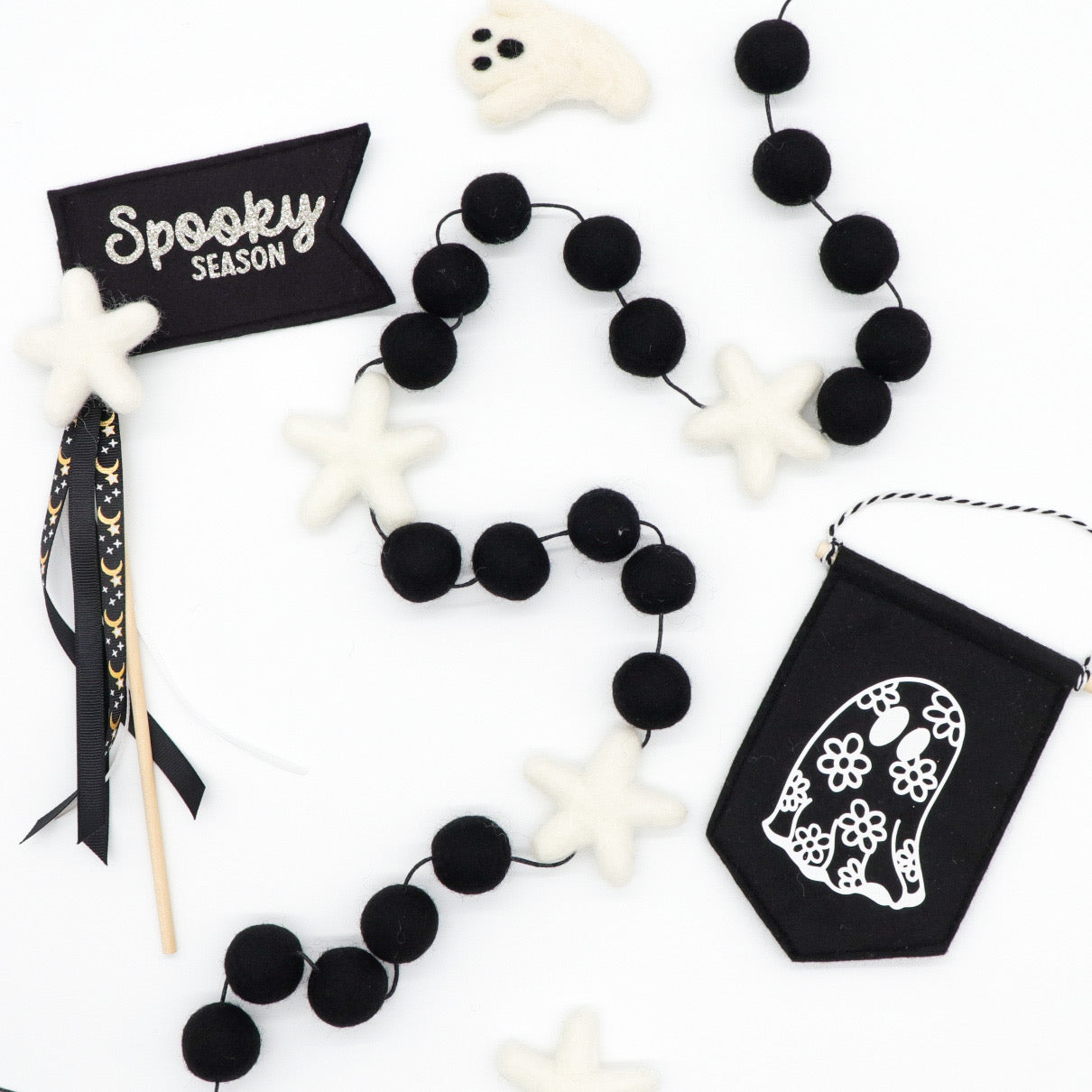 Black with White Star Garland