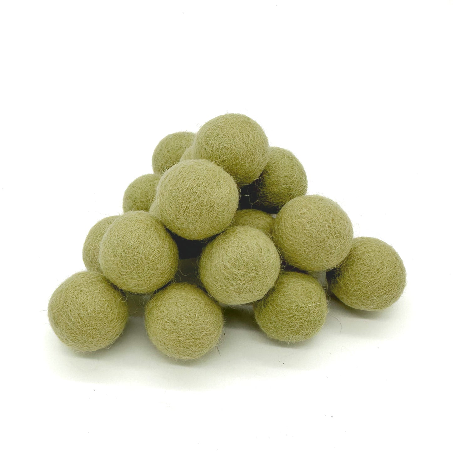 SAGE GREEN FELT BALL (94)