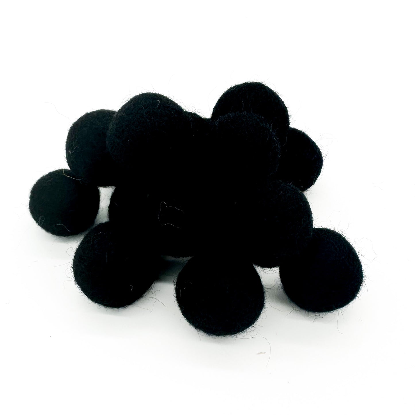 BLACK FELT BALL