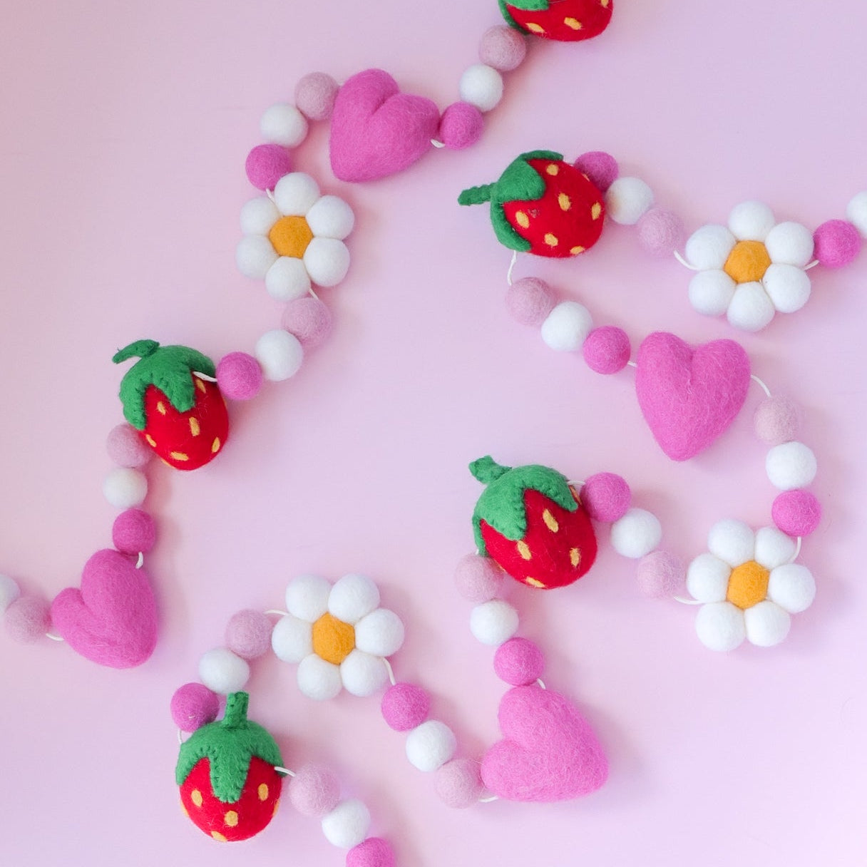 Heart, Daisy & Strawberry Garland