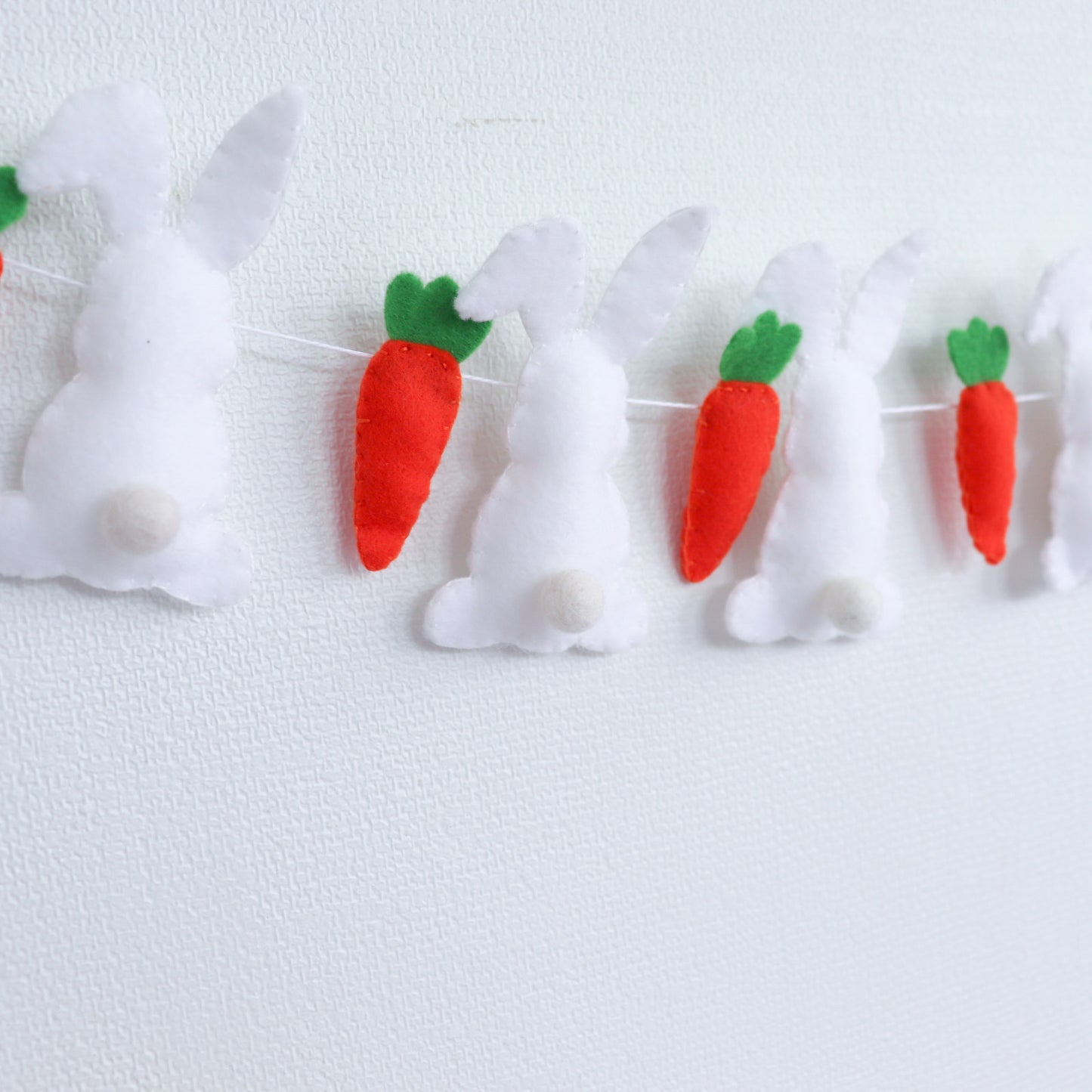 BUNNY TAIL GARLAND